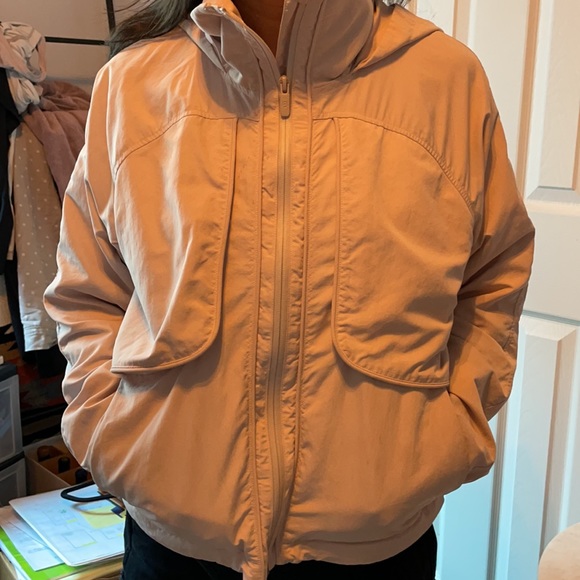 Lululemon jacket - Picture 5 of 10